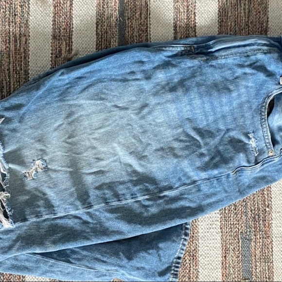 Ripped mom jeans - Picture 1 of 2